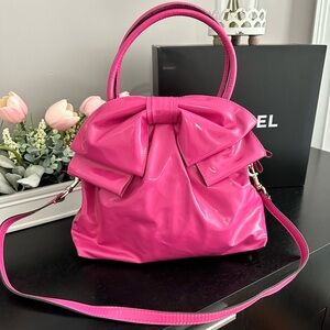 Hot Pink VALENTINO Garavani Patent Leather Bow Handbag Crossbody Shoulder Bag